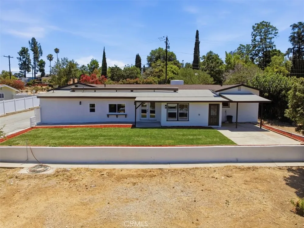 31750 Florida Redlands, CA 92373