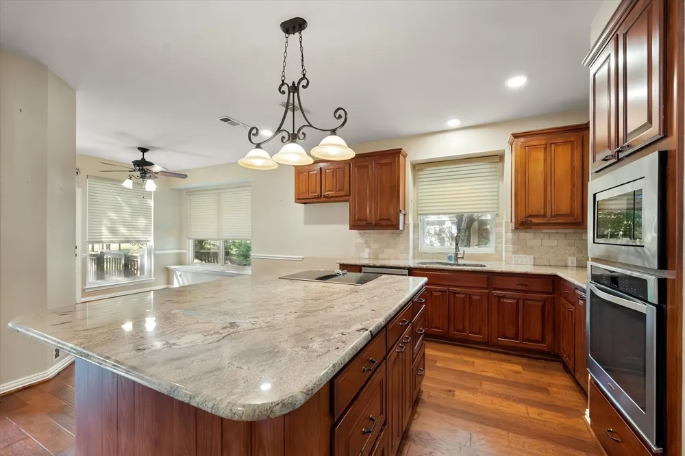 1200 Danbury Drive Mansfield, TX 76063