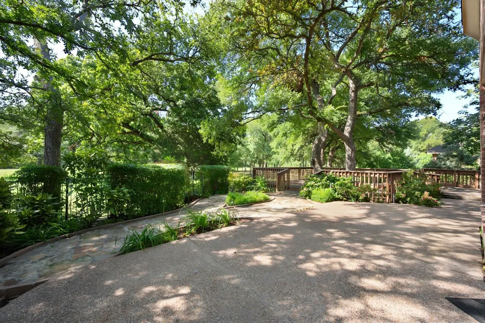 1200 Danbury Drive Mansfield, TX 76063