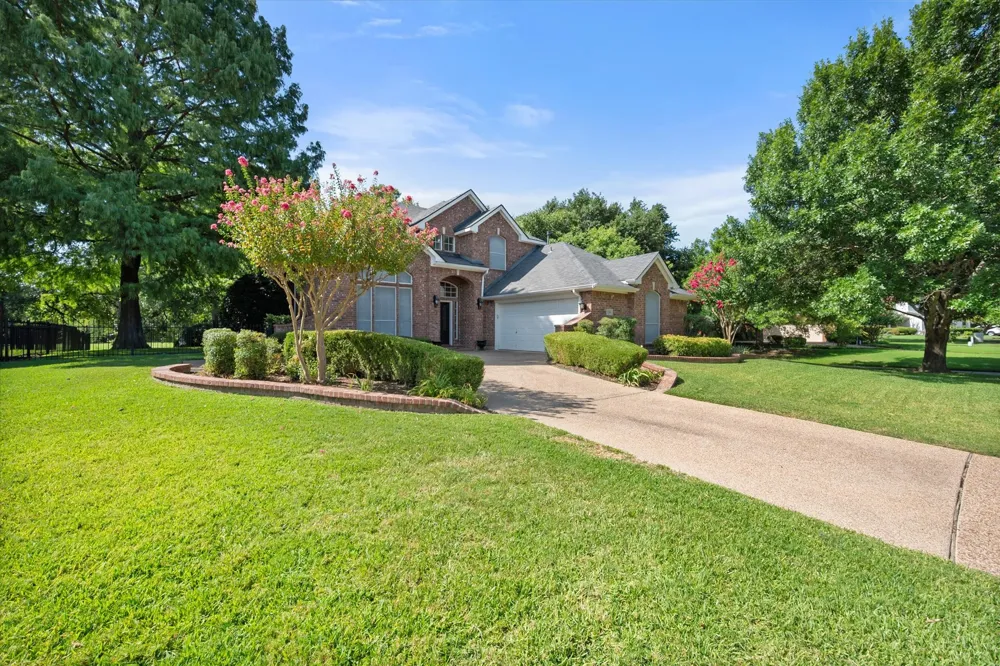 1200 Danbury Drive Mansfield, TX 76063