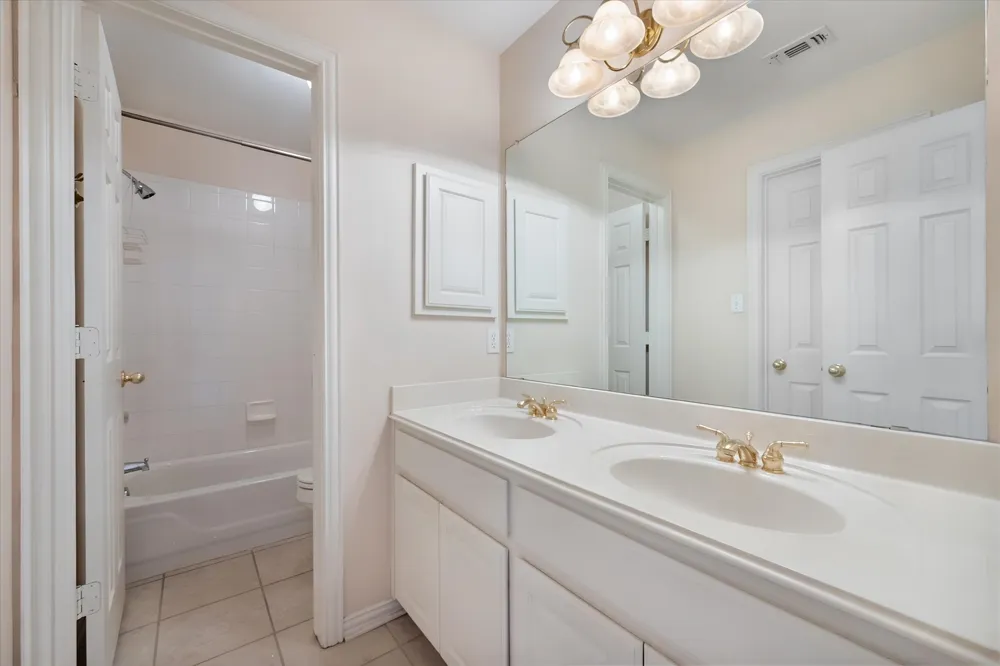 1200 Danbury Drive Mansfield, TX 76063