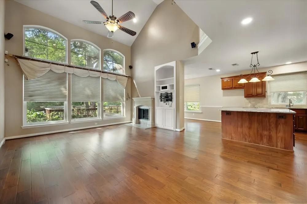 1200 Danbury Drive Mansfield, TX 76063