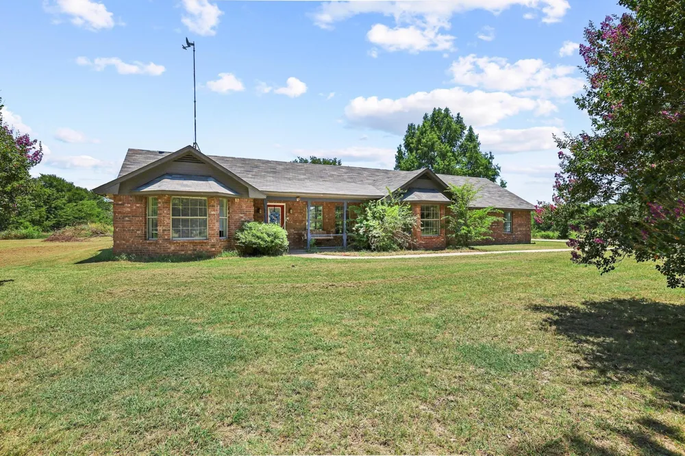 2227 Fm 2815 S Bonham, TX 75418