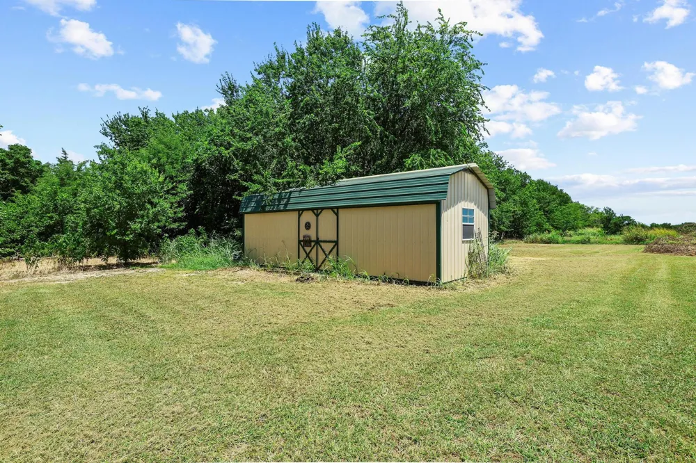 2227 Fm 2815 S Bonham, TX 75418