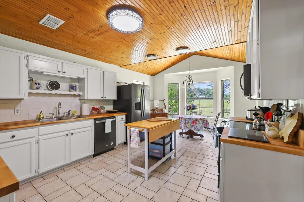 2227 Fm 2815 S Bonham, TX 75418