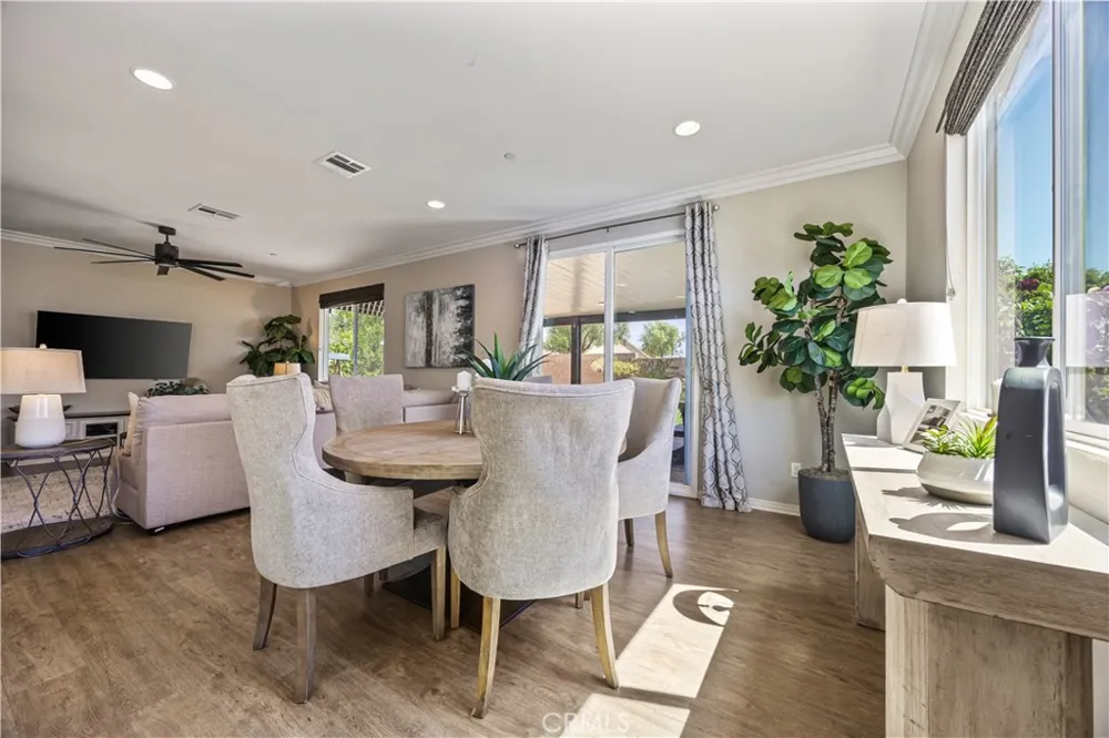 31481 Darlington Oak Drive Winchester, CA 92596