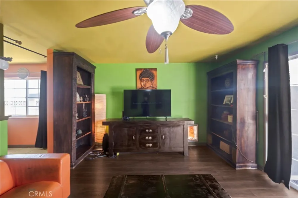 27403 Arriola Saugus, CA 91350