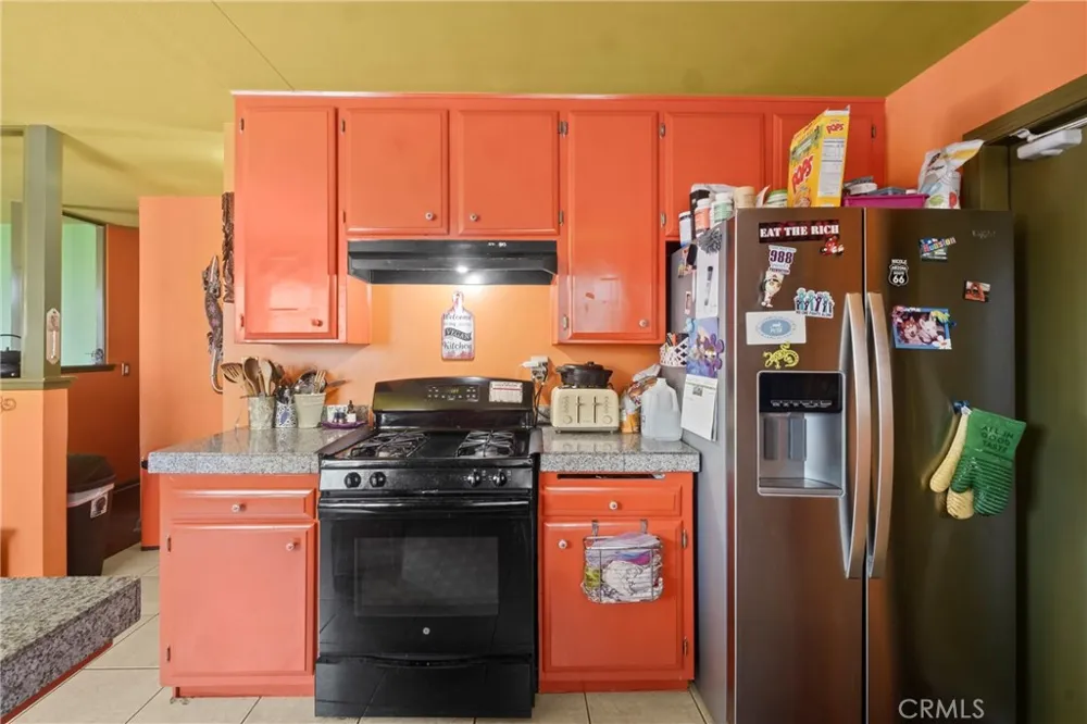 27403 Arriola Saugus, CA 91350