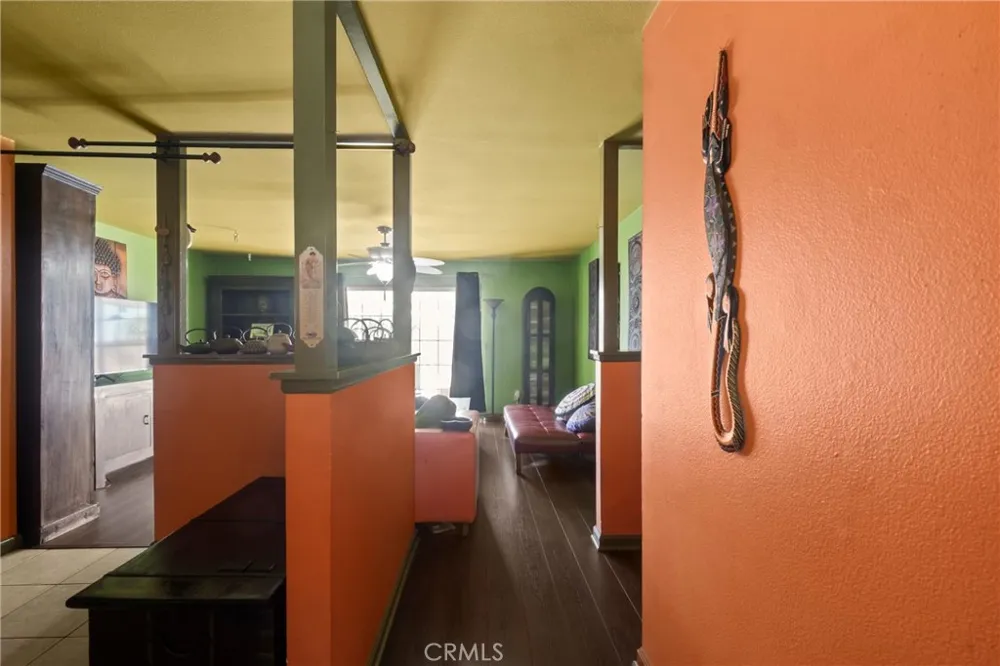27403 Arriola Saugus, CA 91350