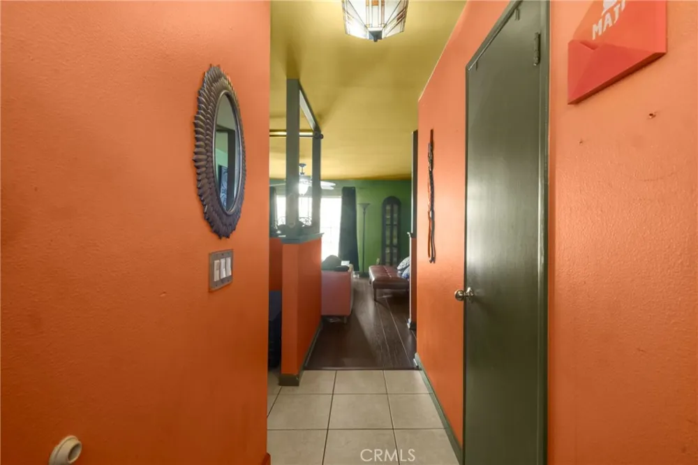27403 Arriola Saugus, CA 91350