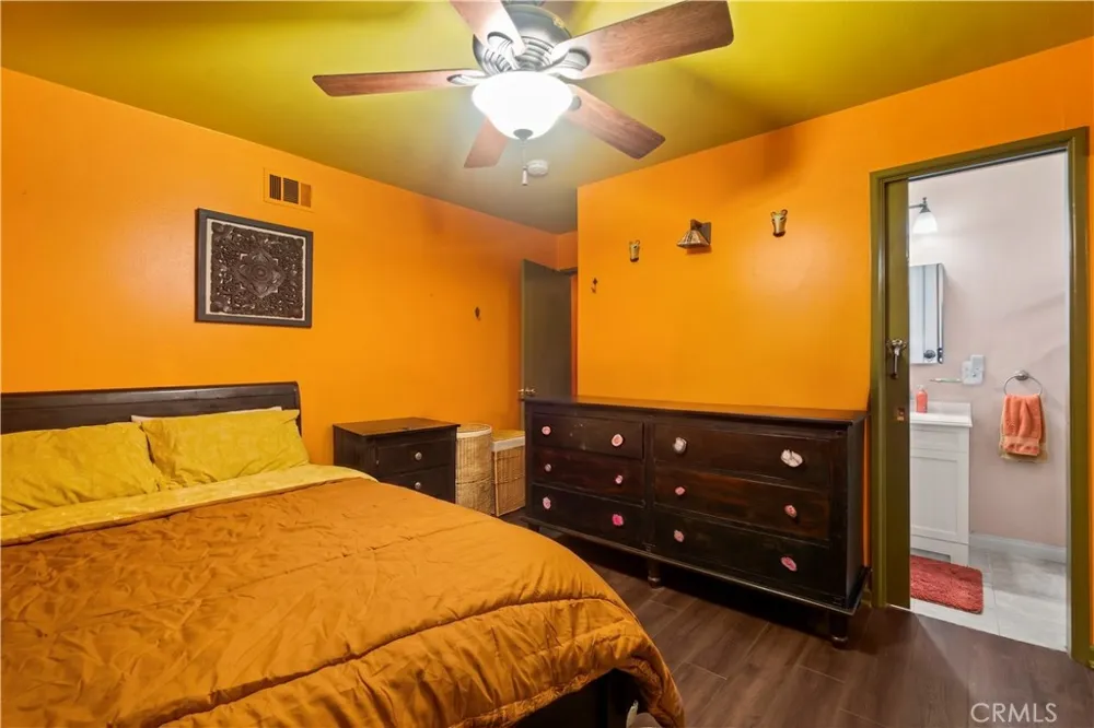 27403 Arriola Saugus, CA 91350