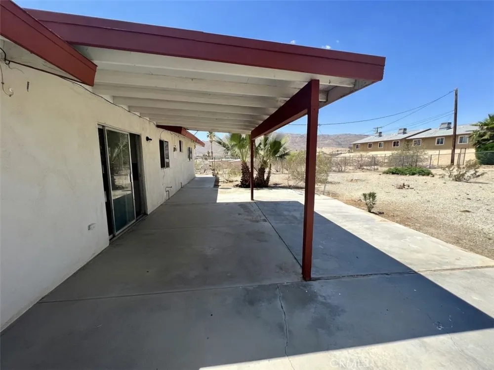 5884 Bagley Avenue 29 Palms, CA 92277