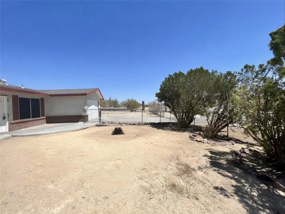 5884 Bagley Avenue 29 Palms, CA 92277