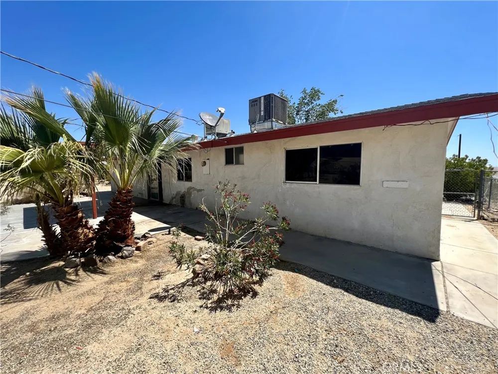 5884 Bagley Avenue 29 Palms, CA 92277