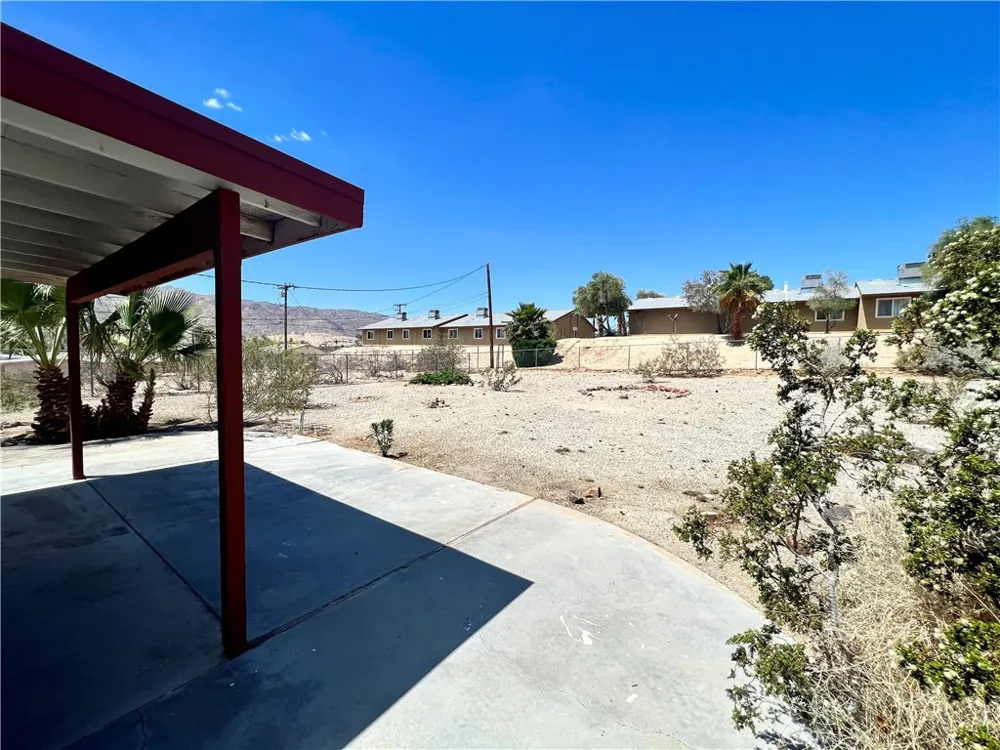 5884 Bagley Avenue 29 Palms, CA 92277
