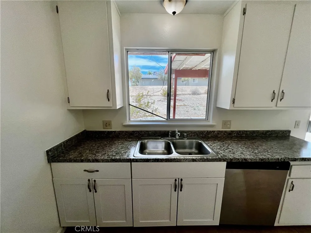 5884 Bagley Avenue 29 Palms, CA 92277