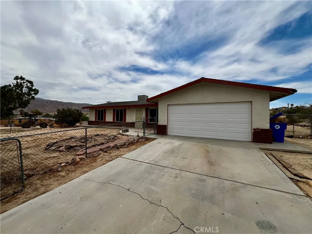 5884 Bagley Avenue 29 Palms, CA 92277