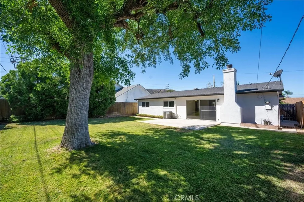 27912 Newbird Drive Saugus, CA 91350