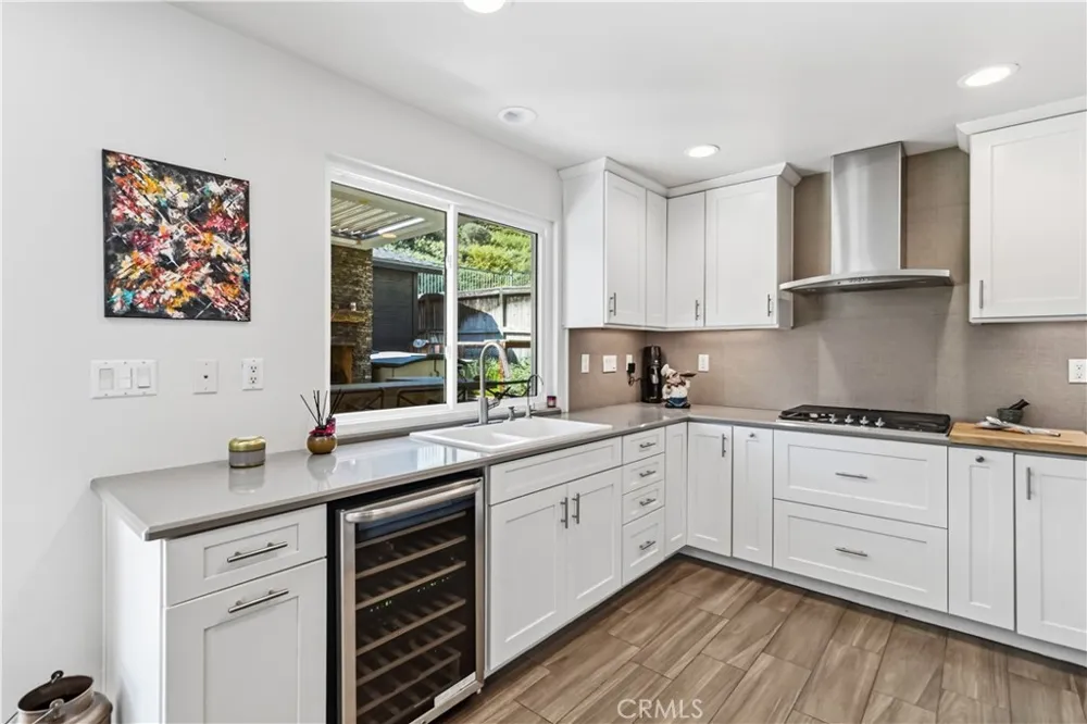23805 Oak View Newhall, CA 91321