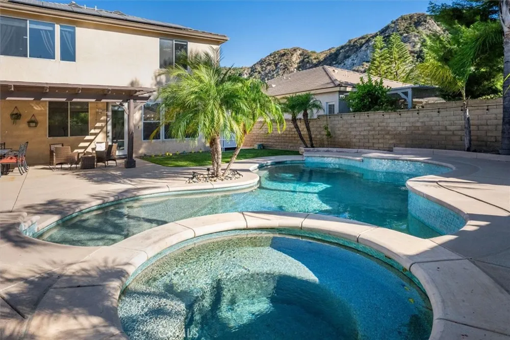 25443 Hopkins Place Stevenson Ranch, CA 91381