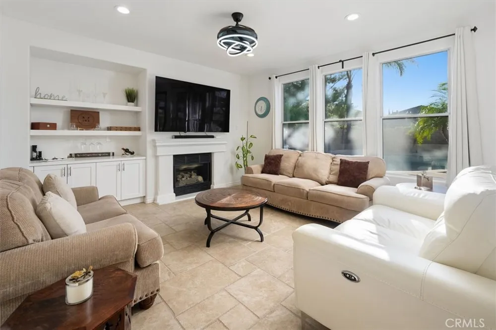 25443 Hopkins Place Stevenson Ranch, CA 91381