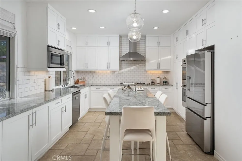25443 Hopkins Place Stevenson Ranch, CA 91381
