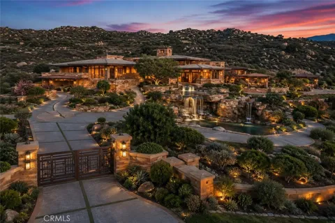 Hacienda Dr.
