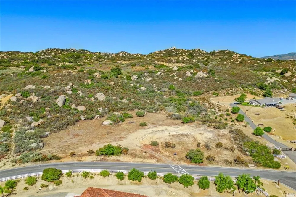 Hacienda Dr. Murrieta, CA 92562