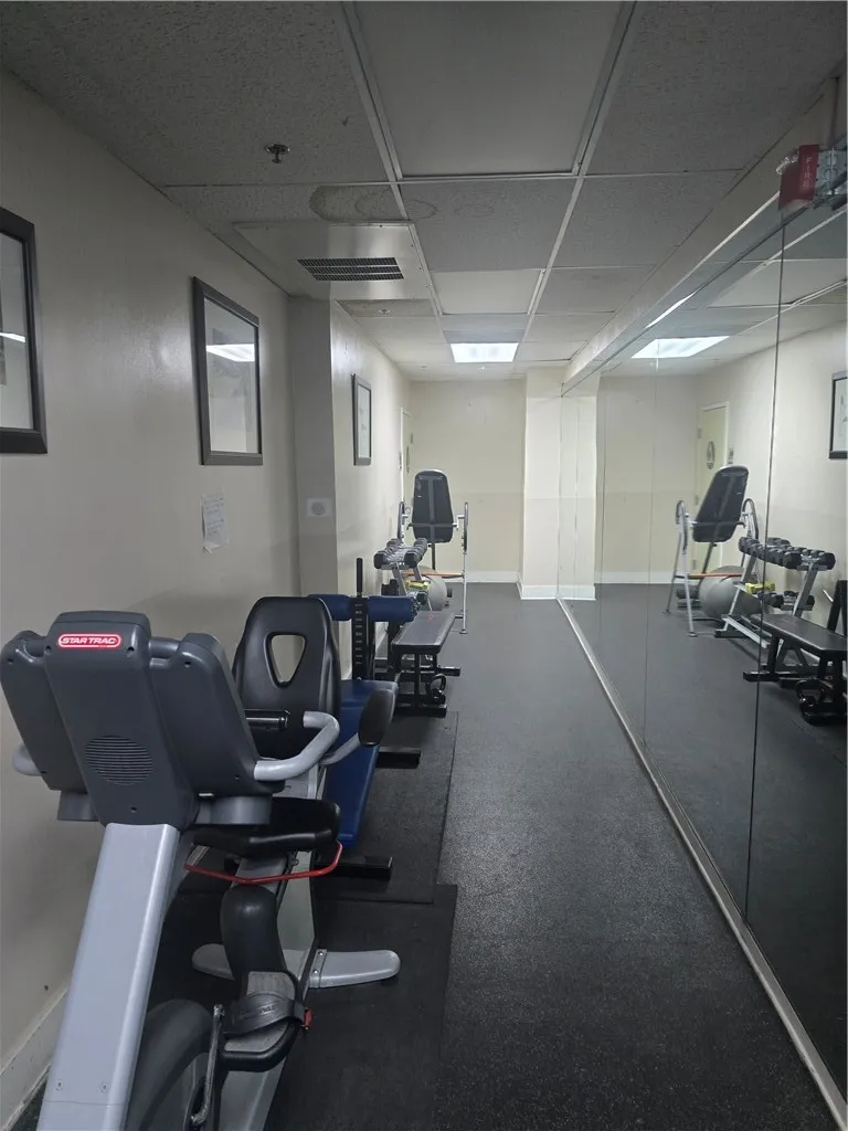 917 S New Hampshire #301 Los Angeles, CA 90006