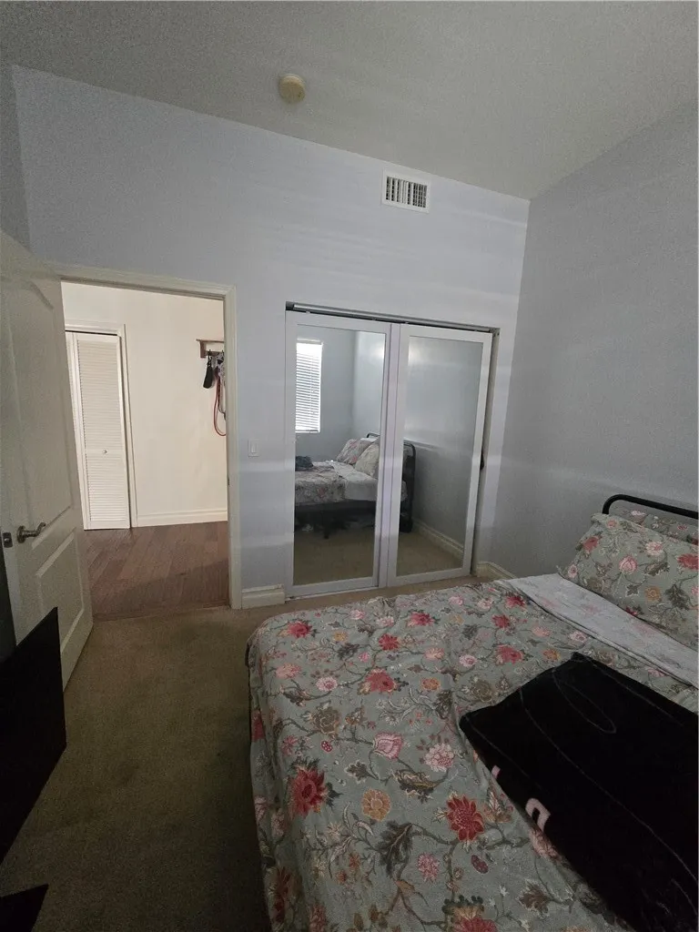 917 S New Hampshire #301 Los Angeles, CA 90006