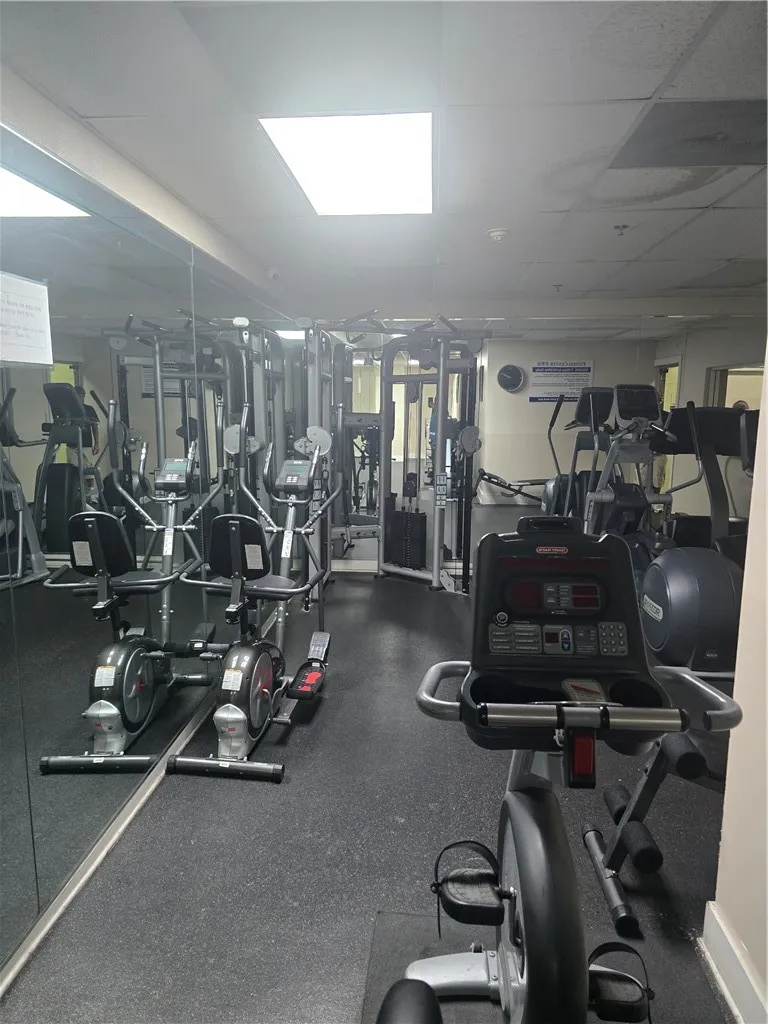 917 S New Hampshire #301 Los Angeles, CA 90006