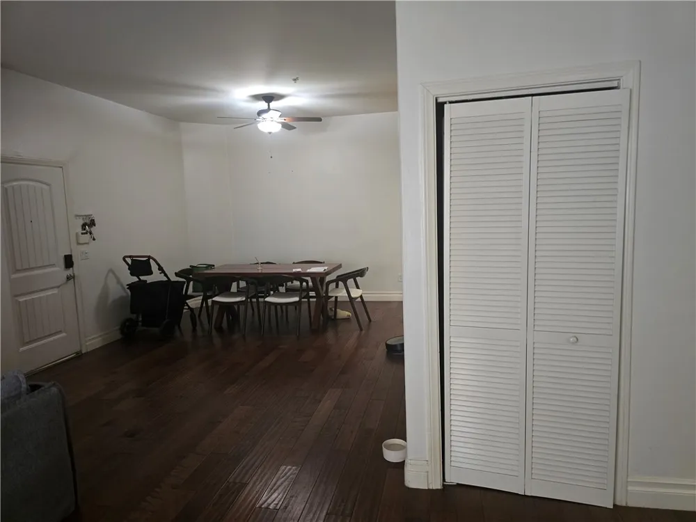917 S New Hampshire #301 Los Angeles, CA 90006