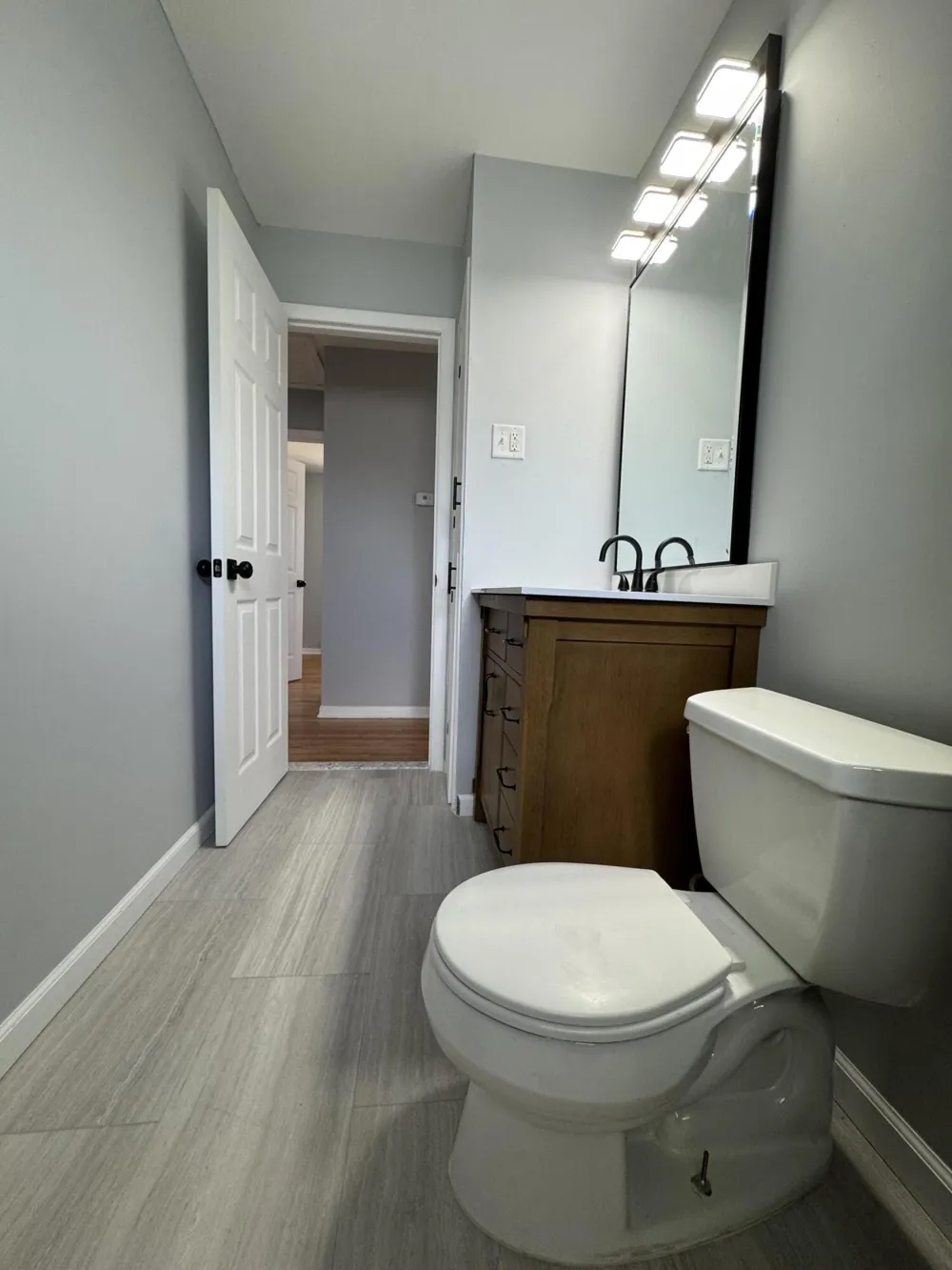 25454 Pattow Street Roseville, MI 48066