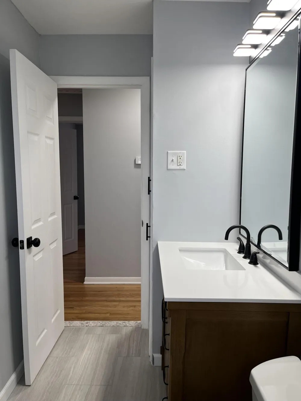 25454 Pattow Street Roseville, MI 48066