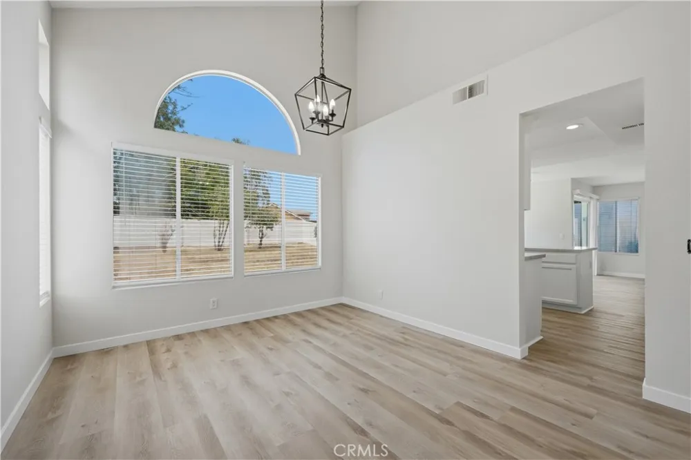 42018 Avenida Vista Ladera Temecula, CA 92591