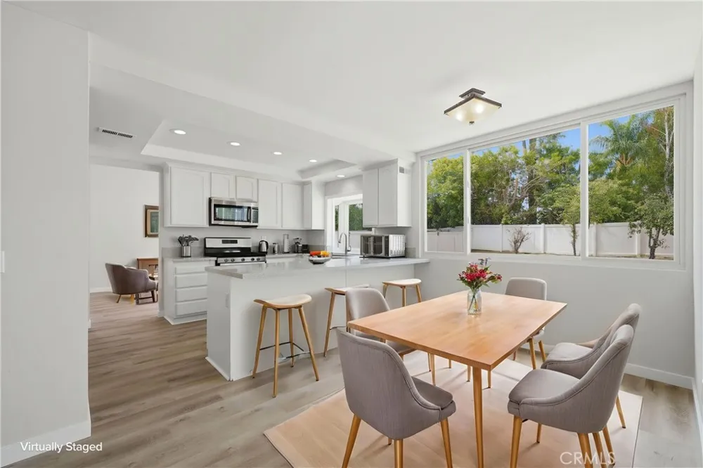 42018 Avenida Vista Ladera Temecula, CA 92591