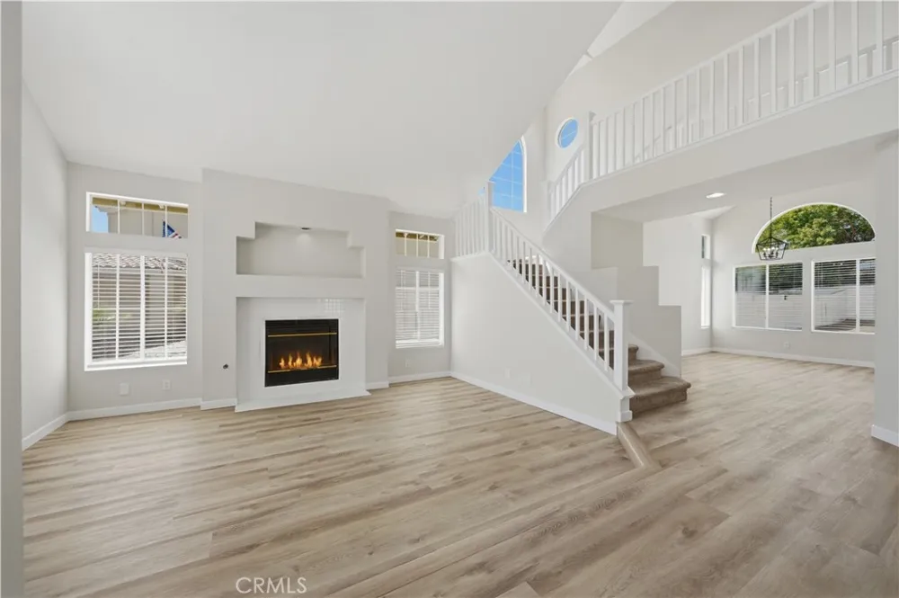 42018 Avenida Vista Ladera Temecula, CA 92591