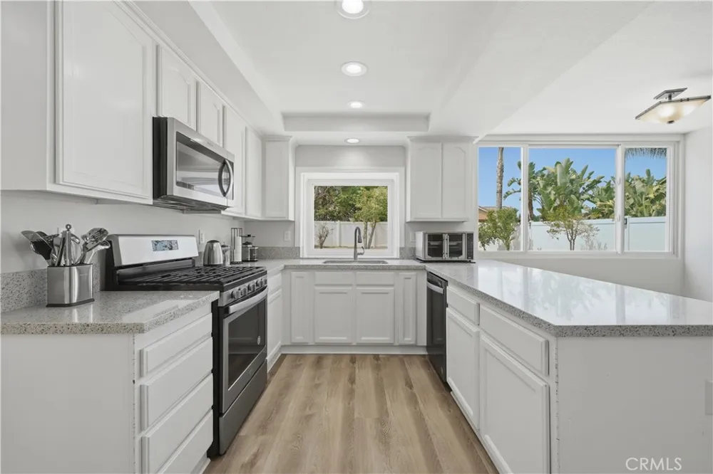 42018 Avenida Vista Ladera Temecula, CA 92591