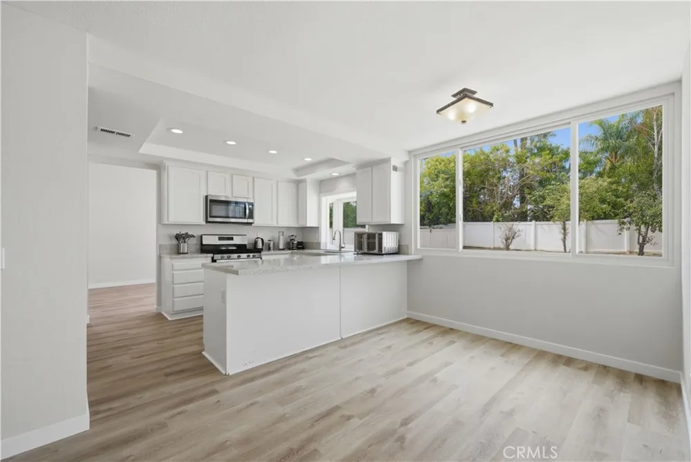 42018 Avenida Vista Ladera Temecula, CA 92591