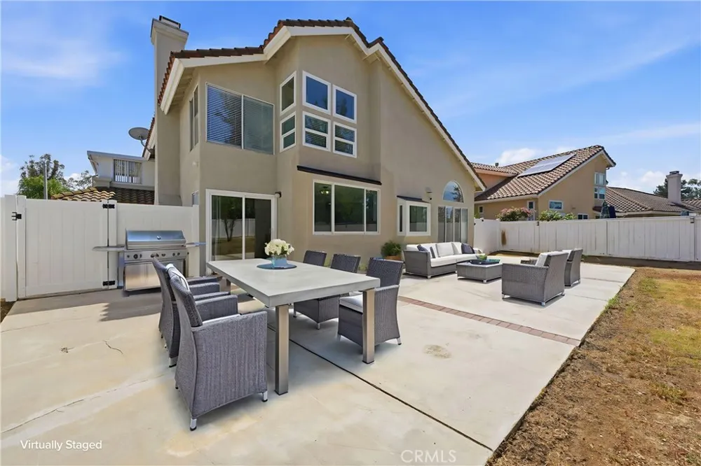 42018 Avenida Vista Ladera Temecula, CA 92591