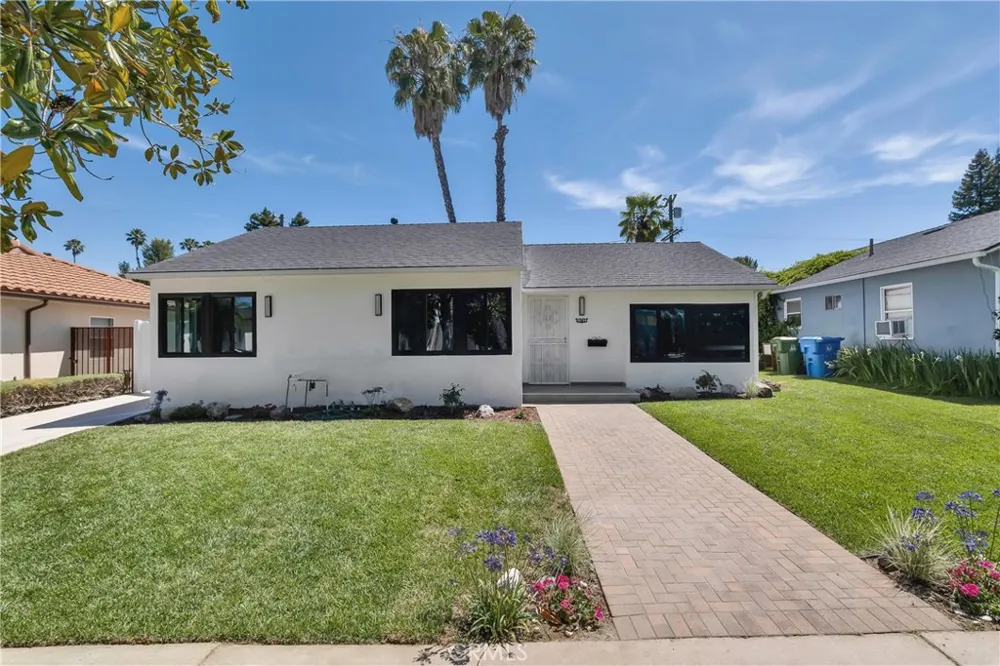 18234 Sugarman Street Tarzana, CA 91356