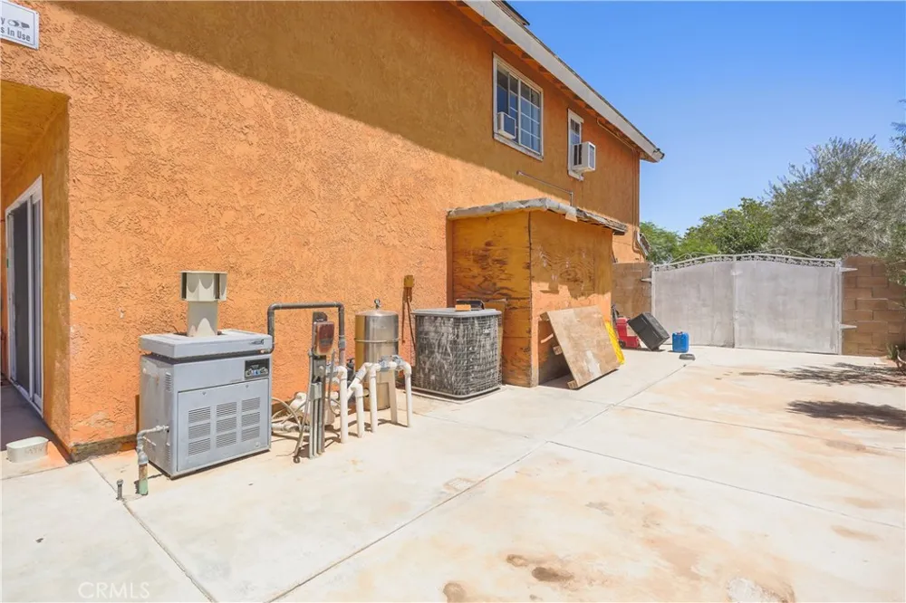 38605 Bitter Root Palmdale, CA 93550
