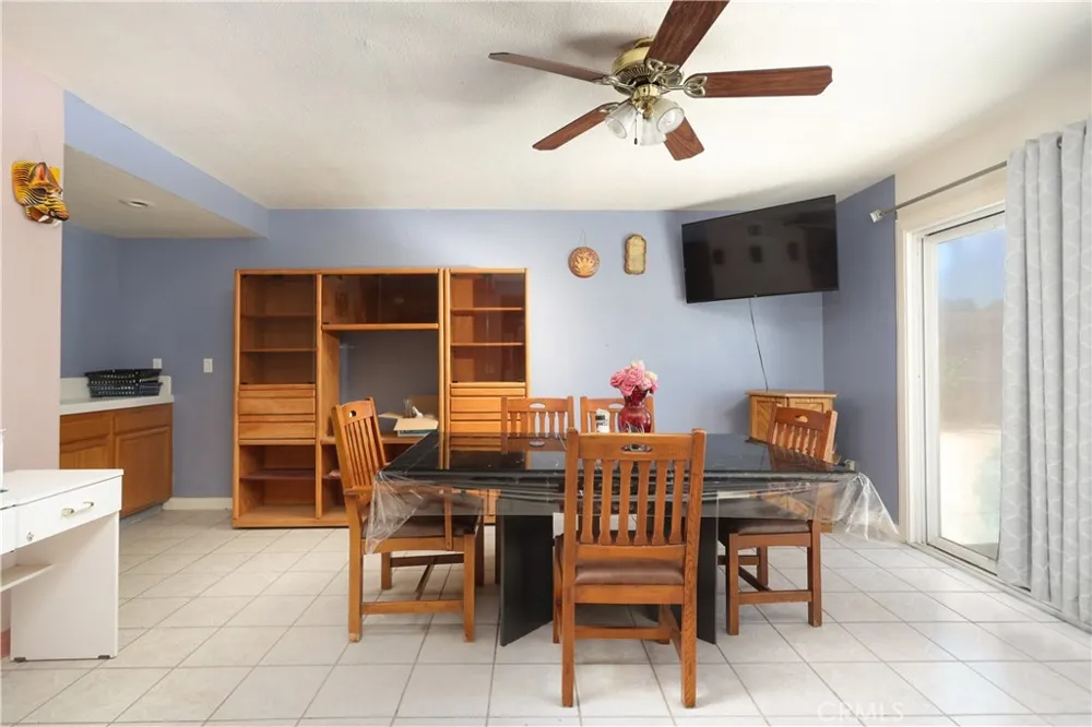38605 Bitter Root Palmdale, CA 93550