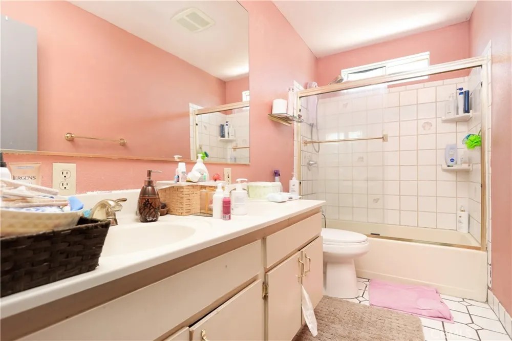 38605 Bitter Root Palmdale, CA 93550