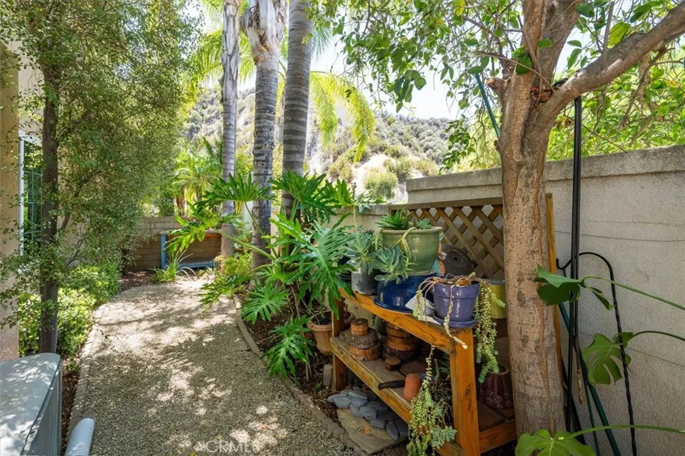26439 Shakespeare Stevenson Ranch, CA 91381