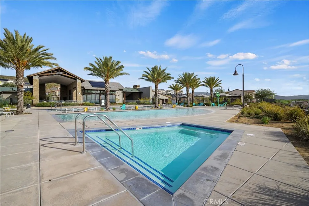 28683 Windbreak Saugus, CA 91350
