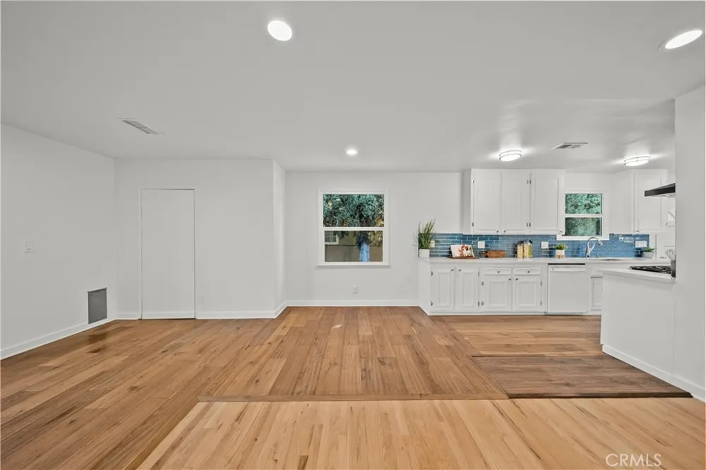 20776 Skouras Drive Winnetka, CA 91306