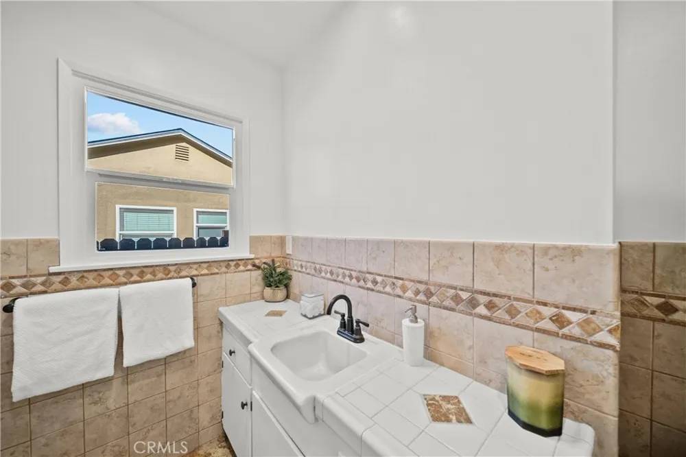 20776 Skouras Drive Winnetka, CA 91306