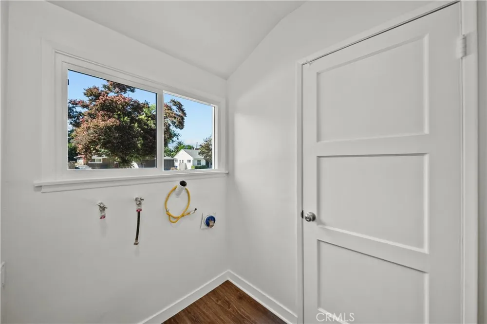 20776 Skouras Drive Winnetka, CA 91306
