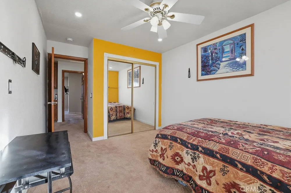 42060 Jenny Lane Lancaster, CA 93536
